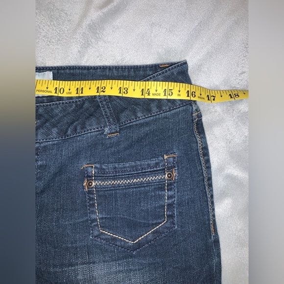 So Women's Blue Jeans low rise capri pants size 11 zig zag stitching vintage Y2K - Picture 6 of 6